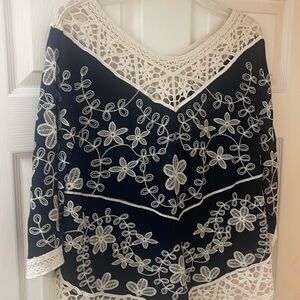 Black and Cream Blouse by Solitaire Size Medium